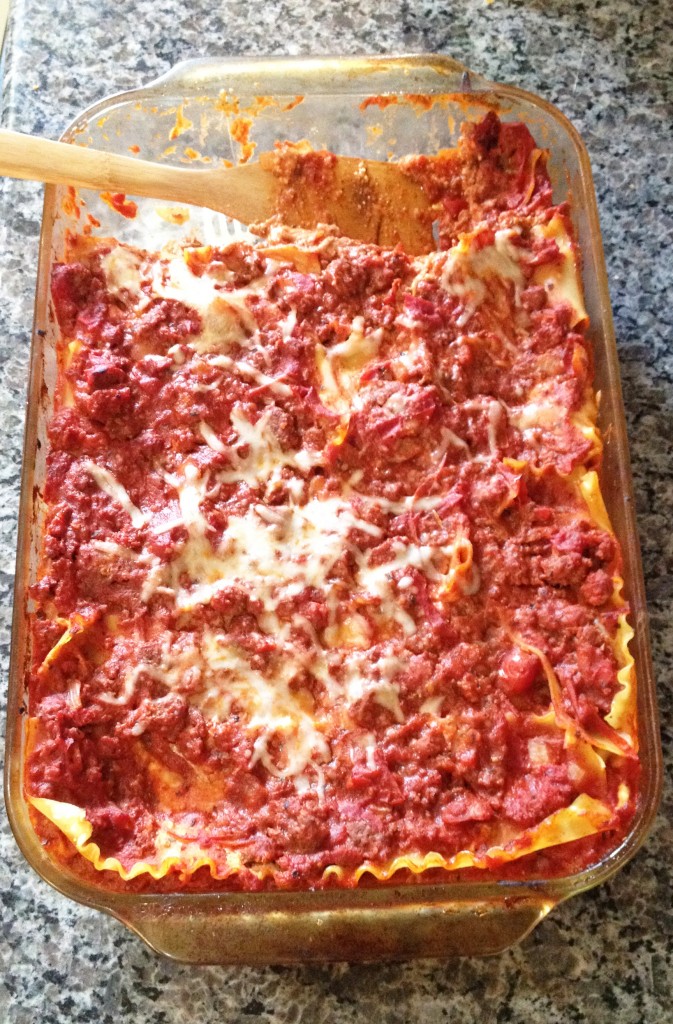 lasagna recipe made with fresh garden tomatoes, mozzarella, italian sausage, beef, and spices. dinner ideas. make ahead for many meals. | bexbernard.com