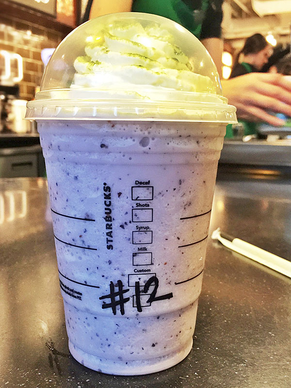 blue and green frappuccino| football cocktail or game day. seahawks alcohol drink. 12