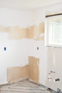 kitchen remodel, demo, drywall ready to be painted | bexbernard.com